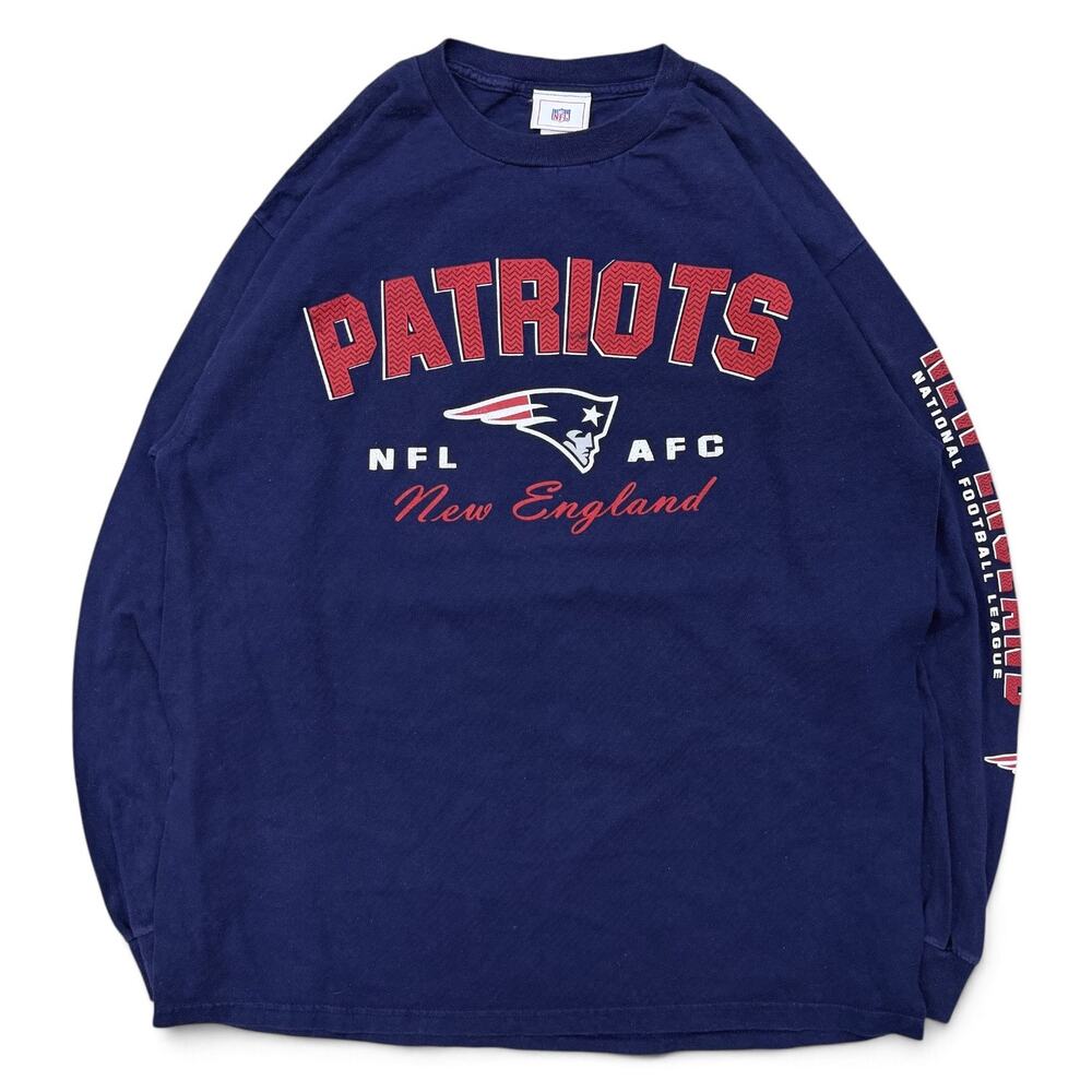Vintage New England Patriots NFL Long Sleeve T Shirt Large Navy Sleeve Graphic
